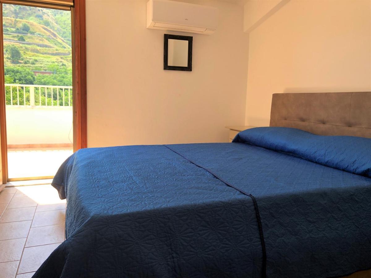 Penthouse Mare E Monti Leilighet Tropea Eksteriør bilde